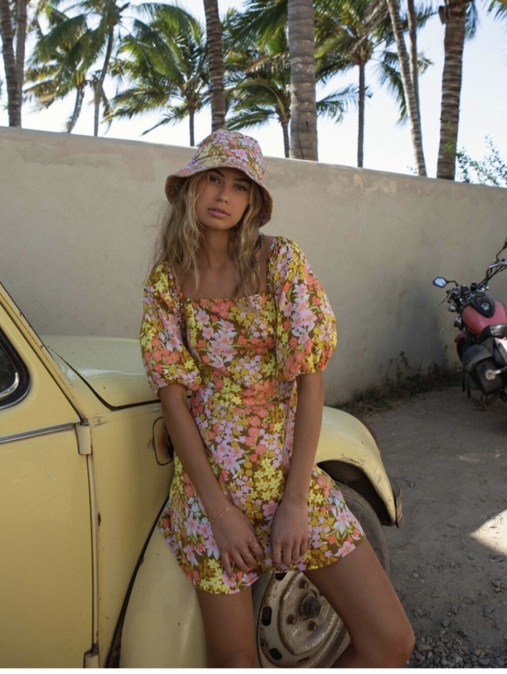 Billabong Floral Square-Neck Mini Dress in Pink & Yellow Size Xs
